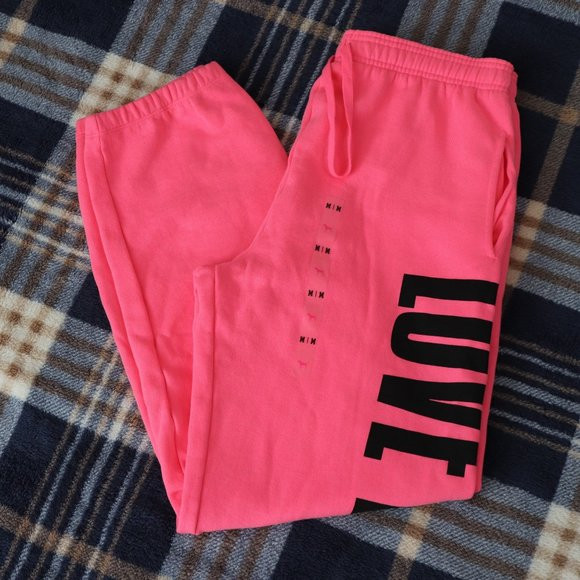 PINK Victoria’s Secret | New Love Pink Sweatpants